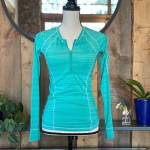 Athleta Pacifica UPF Popover Performance Top